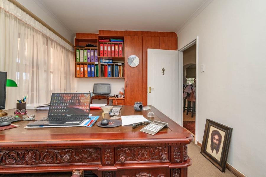 4 Bedroom Property for Sale in Walmer Eastern Cape